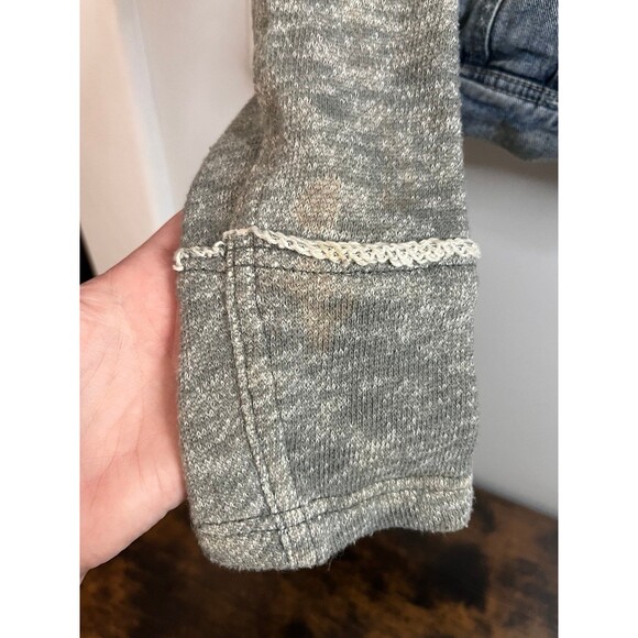 Free People Women’s Blue Denim Distressed Hooded Jacket Sz Small Removable Hood - Picture 6 of 8